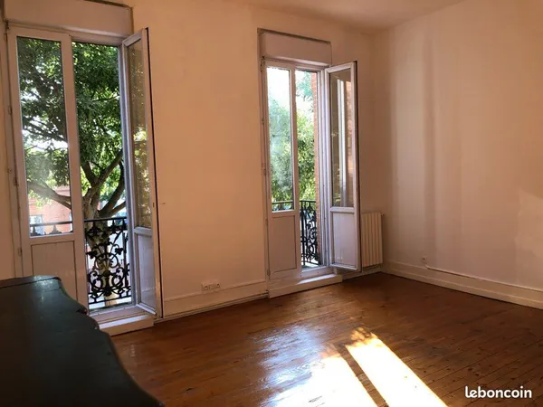 T2 60m2 centre ville compans chalets
