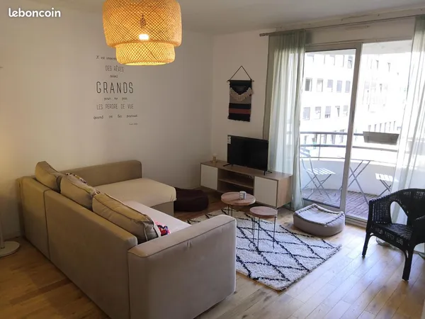 Location appartement T2 meublé Lyon Part Dieu