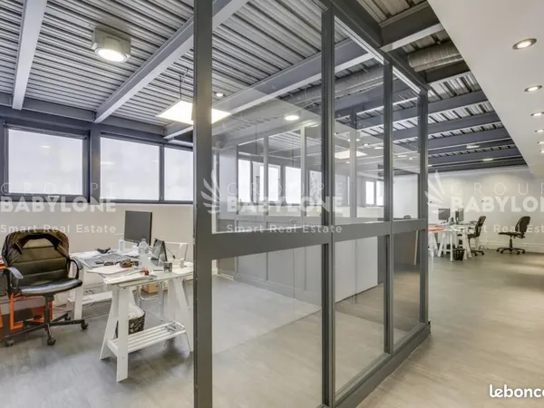Bureaux 378 m²