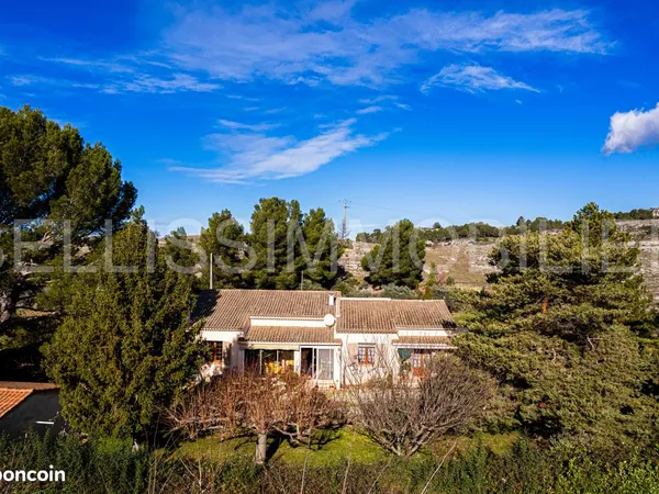 Maison 5 pièces 160 m²