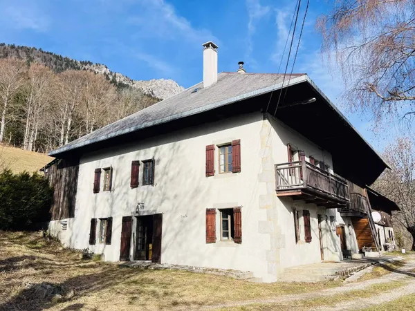 Maison 5 pièces 122 m²