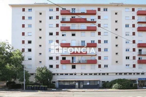 Appartement 4 pièces 67 m²