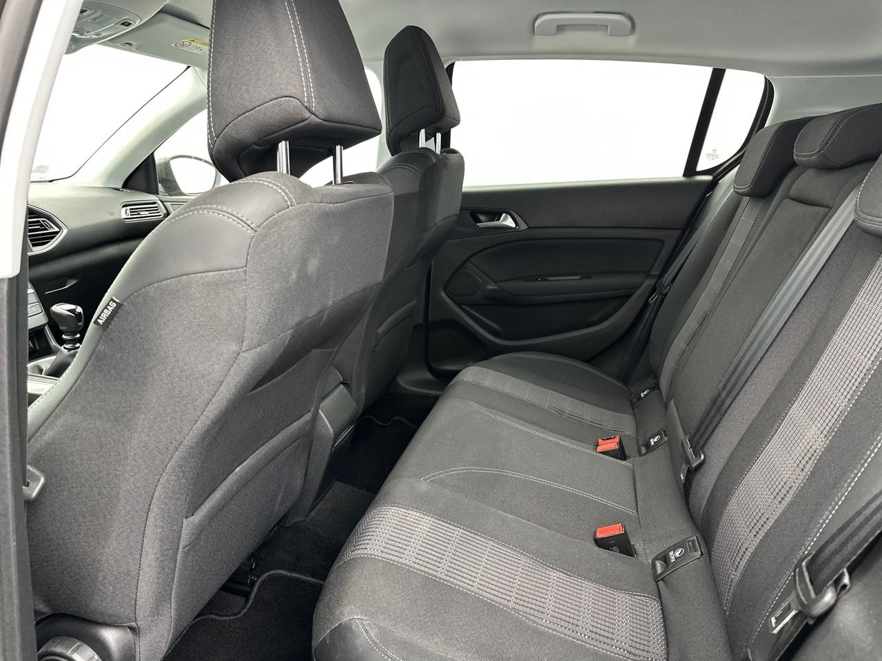 Peugeot 308 bluehdi 130ch s&s bvm6 allure — photo 12