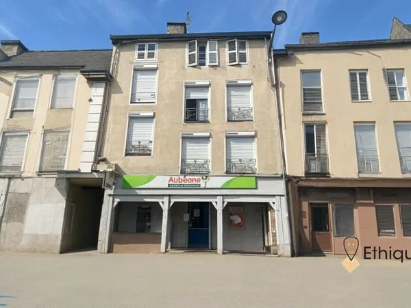 IMMEUBLE AU COEUR DE BAR SUR AUBE