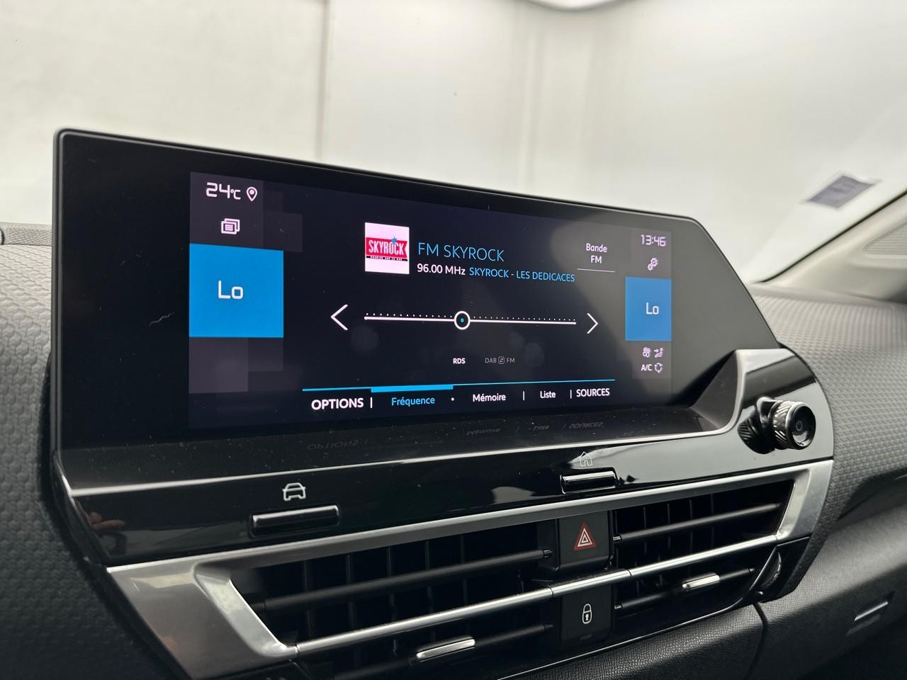 Citroën C4 puretech 130 s&s eat8 shine pack — photo 23