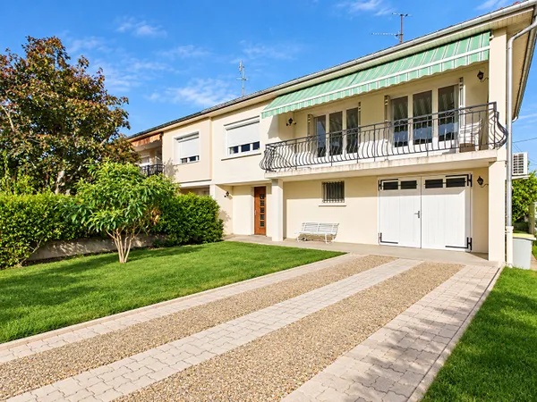 MAISON DE 89M² SUR PARCELLE DE 648M² SITUEE A ROMANS SUR ISERE 26100