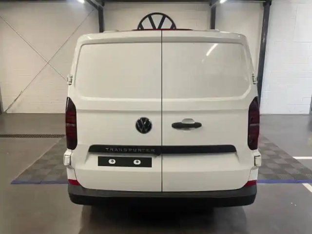 Volkswagen Transporter fg van l2 2.0 tdi 150ch business bva8 — photo 5