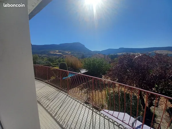Maison de ville 6 pièces 145 m²