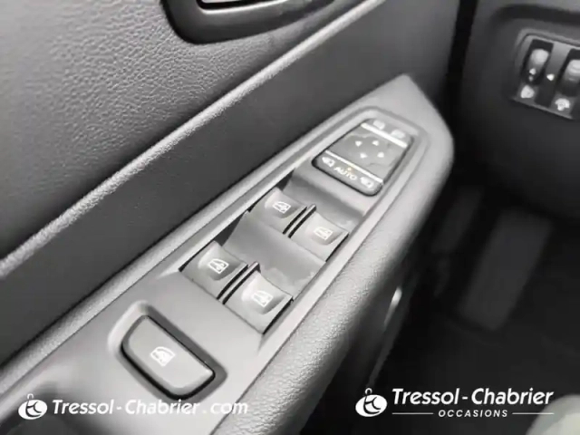 Renault Captur tce 150 energy edc s-edition — photo 20