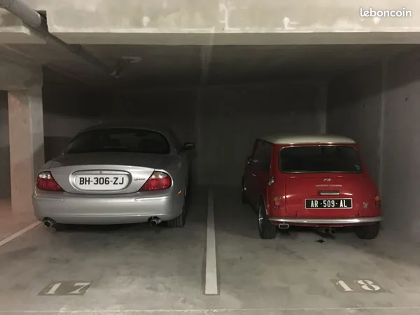 Place de parking couverte en sous-sol, secteur Saint-Marceaux / Paix