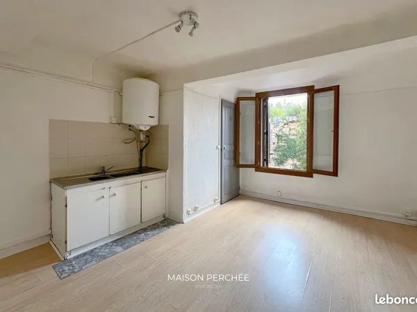 À louer - Charmant studio - Draguignan Centre
