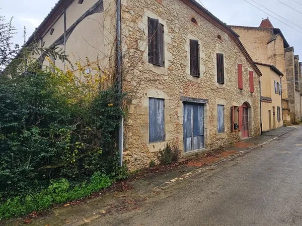 Maison 3 pièces 137 m²