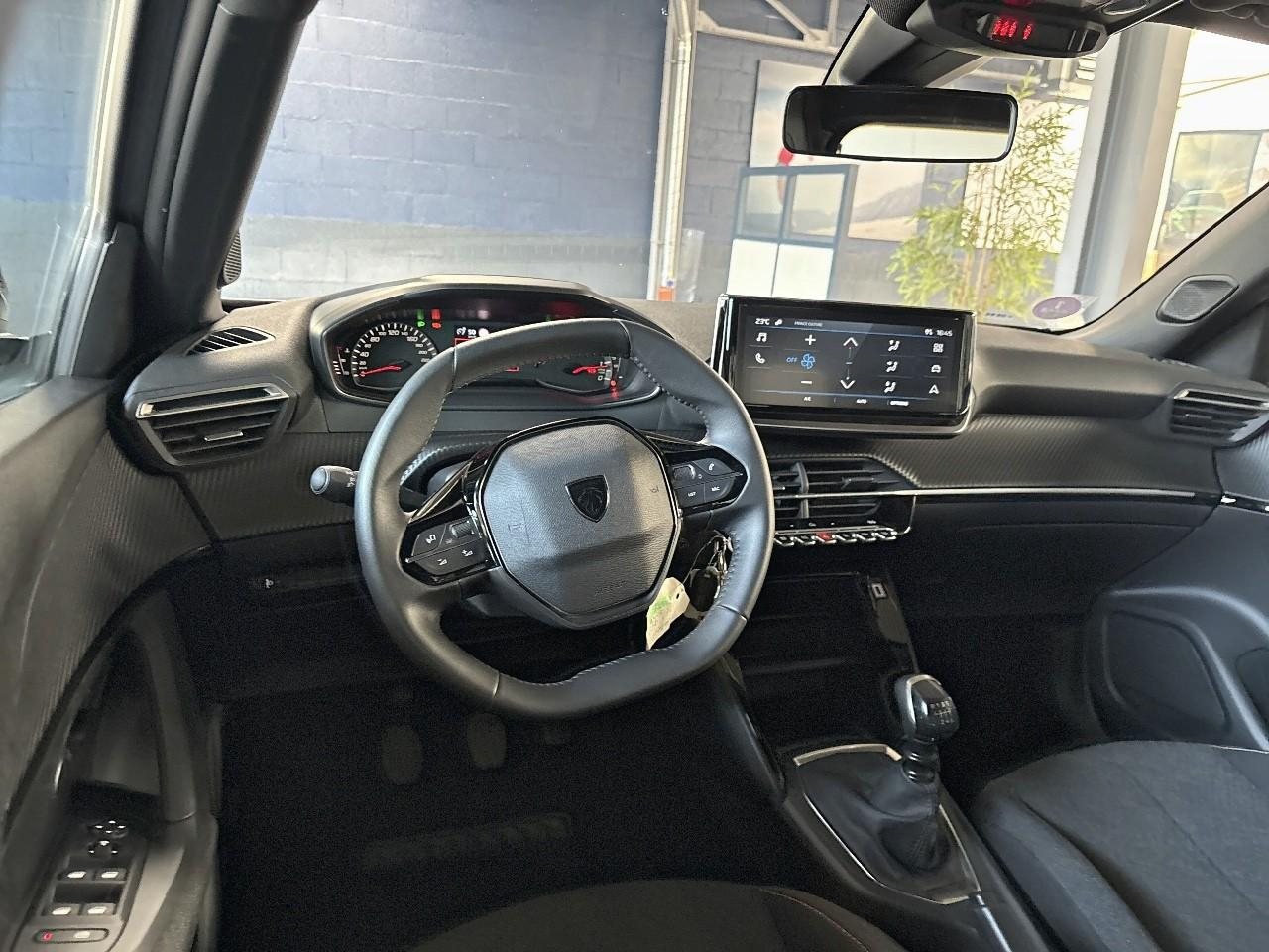 Peugeot 2008 100 s&s bvm6 style — photo 8
