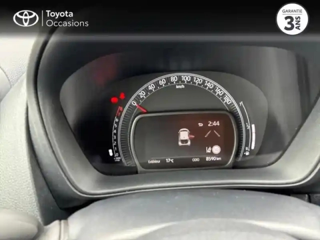 Toyota Aygo X 1.0 vvt-i 72ch design my24 — photo 14