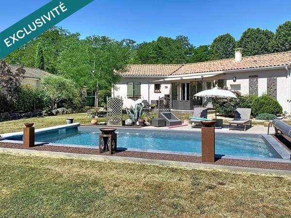 EXCLUSIVITÉ : Villa de 2009 en parfait état