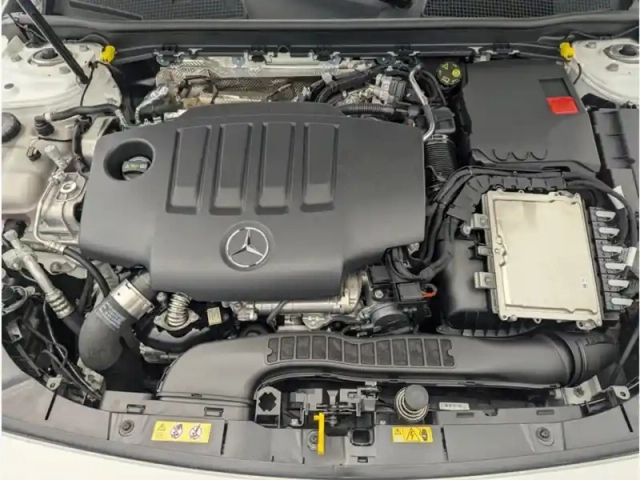 Mercedes Classe A 180 d amg line — photo 21