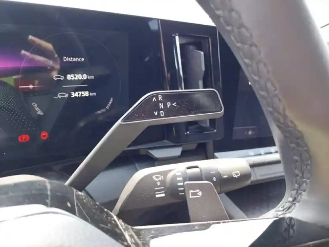 Renault Megane e-tech ev60 220 ch super charge — photo 13