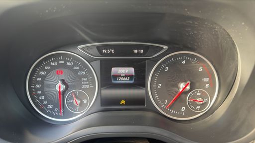 Mercedes Classe B 180 d  109 - Sensation – 2016 – 125662 km – Diesel – Boîte Manuelle — photo 24