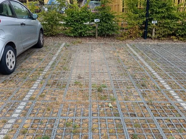 Place de parking sécurisée
