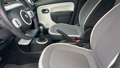 Renault Twingo 0.9 TCe 90 Energy - Intens – 2017 – 44894 km – Essence – Boîte Manuelle — photo 14