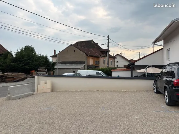 🚗 Place de parking extérieure à louer - Arthaz-Pont-Notre-Dame - 50 /mois