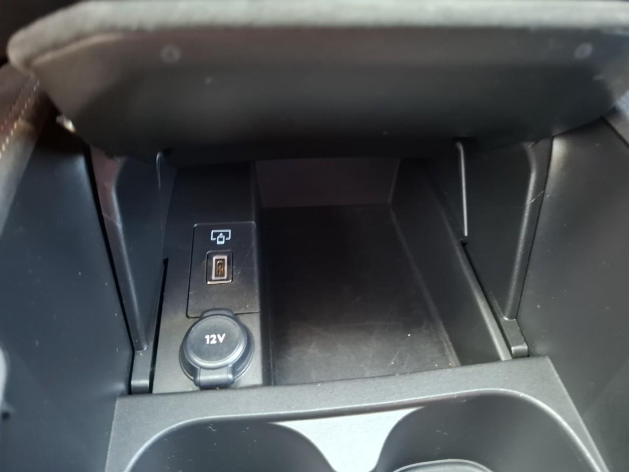 Ds Ds 4 puretech 130ch performance line + automatique — photo 23