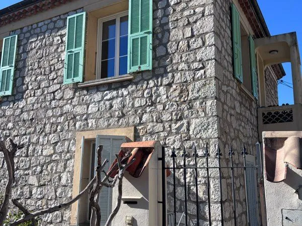3 Pièces Haut de Villa Collettes