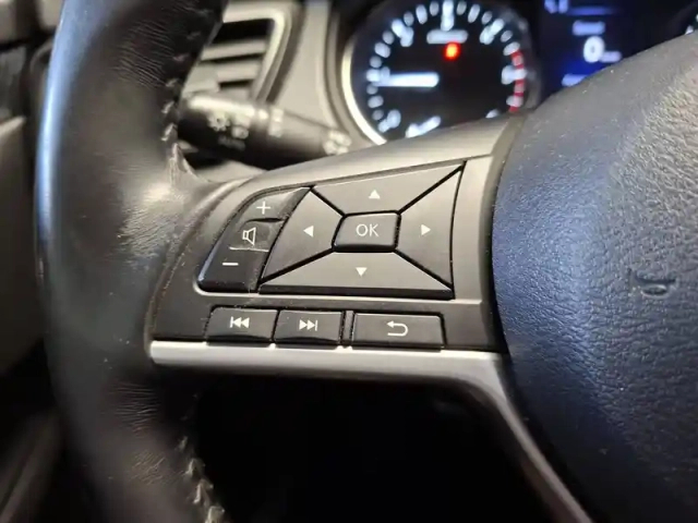 Nissan X-Trail dci 150 7pl — photo 28