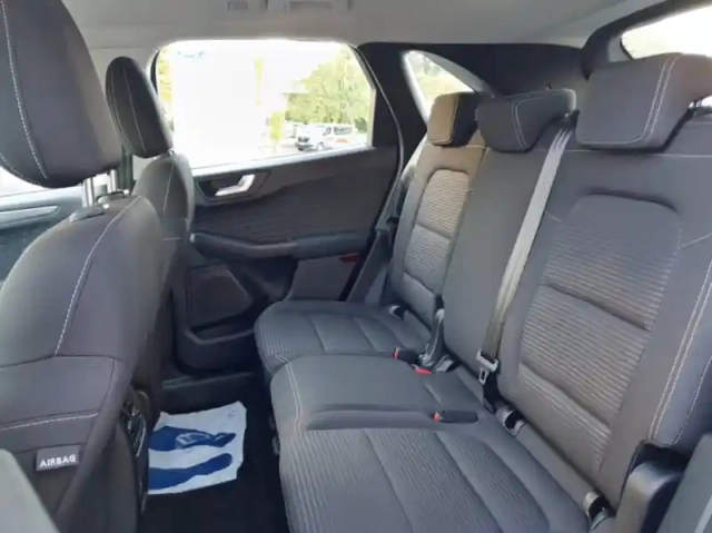 Ford Kuga 1.5 ecoblue 120ch titanium — photo 9
