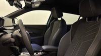 Peugeot 2008 1.2 Hybrid 145ch Allure e-DCS6 — photo 12