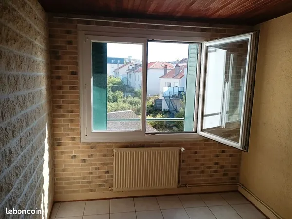 F3 rénové dans quartier Charlemagne Blandan à Nancy