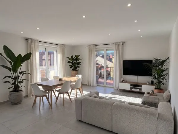 Superbe Appartement F3 Neuf et Très Lumineux avec Terrasse, Balcon et Garage