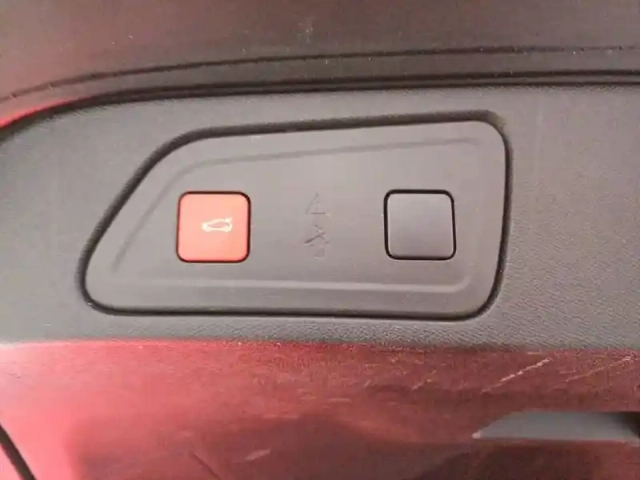 Citroën C5 Aircross hybride rechargeable 225 s&amp;s e-eat8 — photo 20