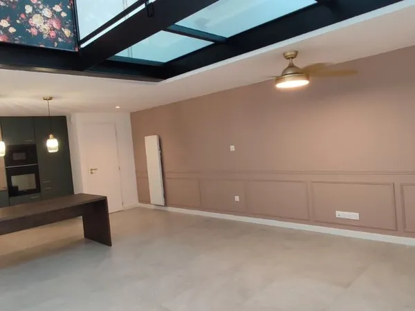 Loft contemporain, indépendant avec garage
