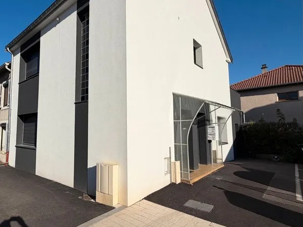 Appartement t2 en rdc terville rue haute