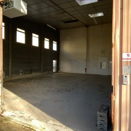 A louer entrepôt local d'activité 150m2