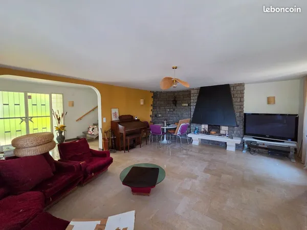 Maison style architecte 160 m² sur 1000 m² prox centre