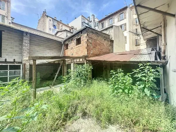 Local d'activité 330 m²