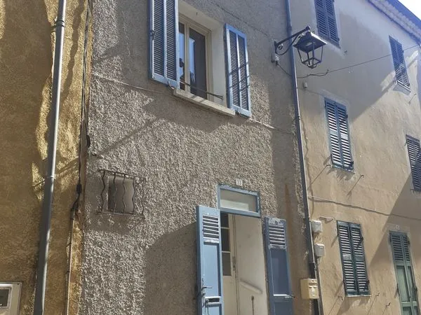 Location maison de village