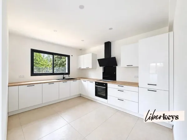 Maison 5 pièces 121 m²