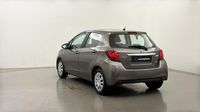 Toyota Yaris HSD 100h Dynamic 5p — photo 8