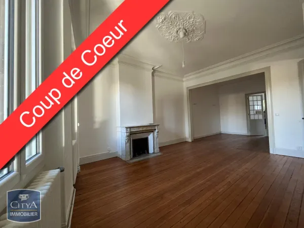 Maison 7 pièces 251 m²