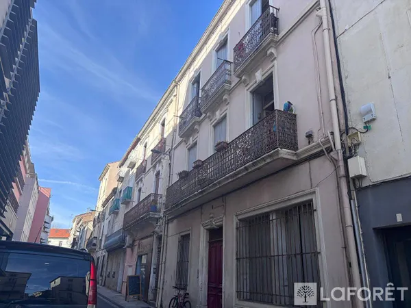 Immeuble 360 m²