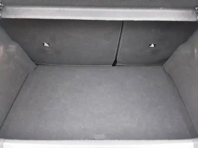 Peugeot 208 puretech 75 s&amp;s bvm5 — photo 6