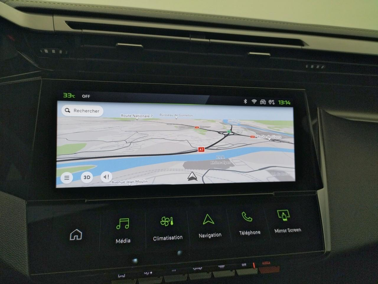 Peugeot 308 hybrid 136 e-dcs6 gt — photo 11