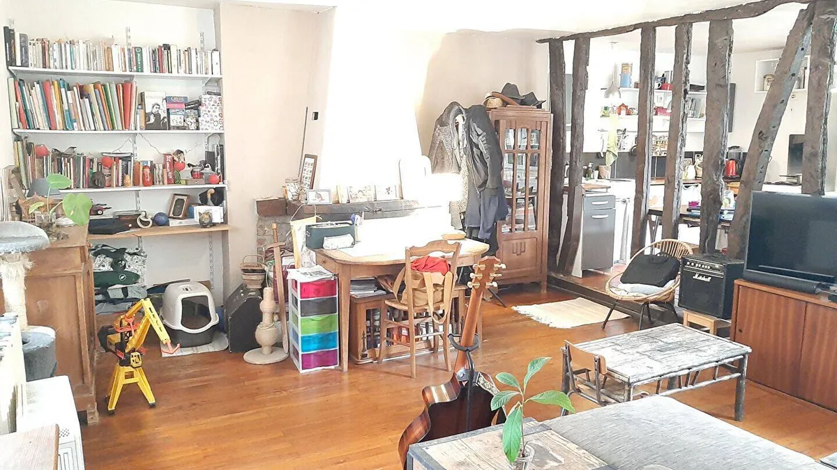 Photo 1