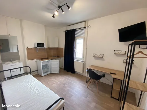 Chambre meublée 15 m² - Valenciennes - 380 CC tout inclus