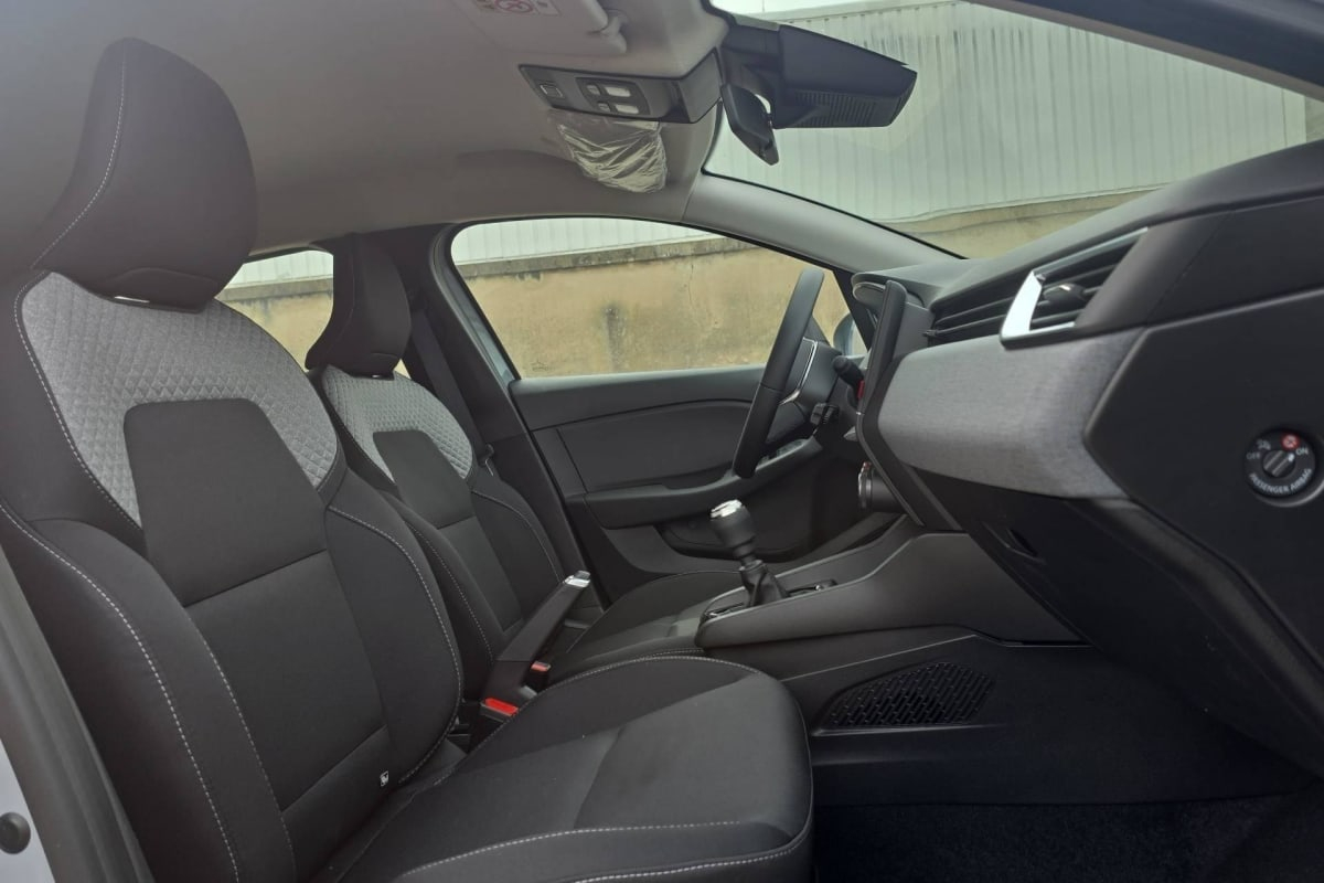 Renault Clio 5 — photo 9