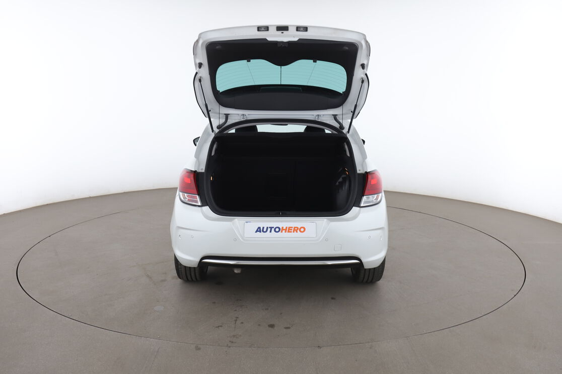 Citroen C4 1.2 PureTech Shine EAT6 — photo 15