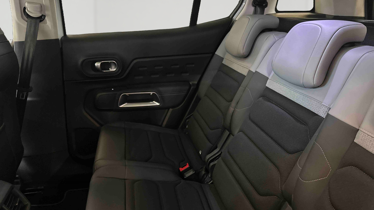 Citroen C5 Aircross Hybride 136 e-DCS6 — photo 29